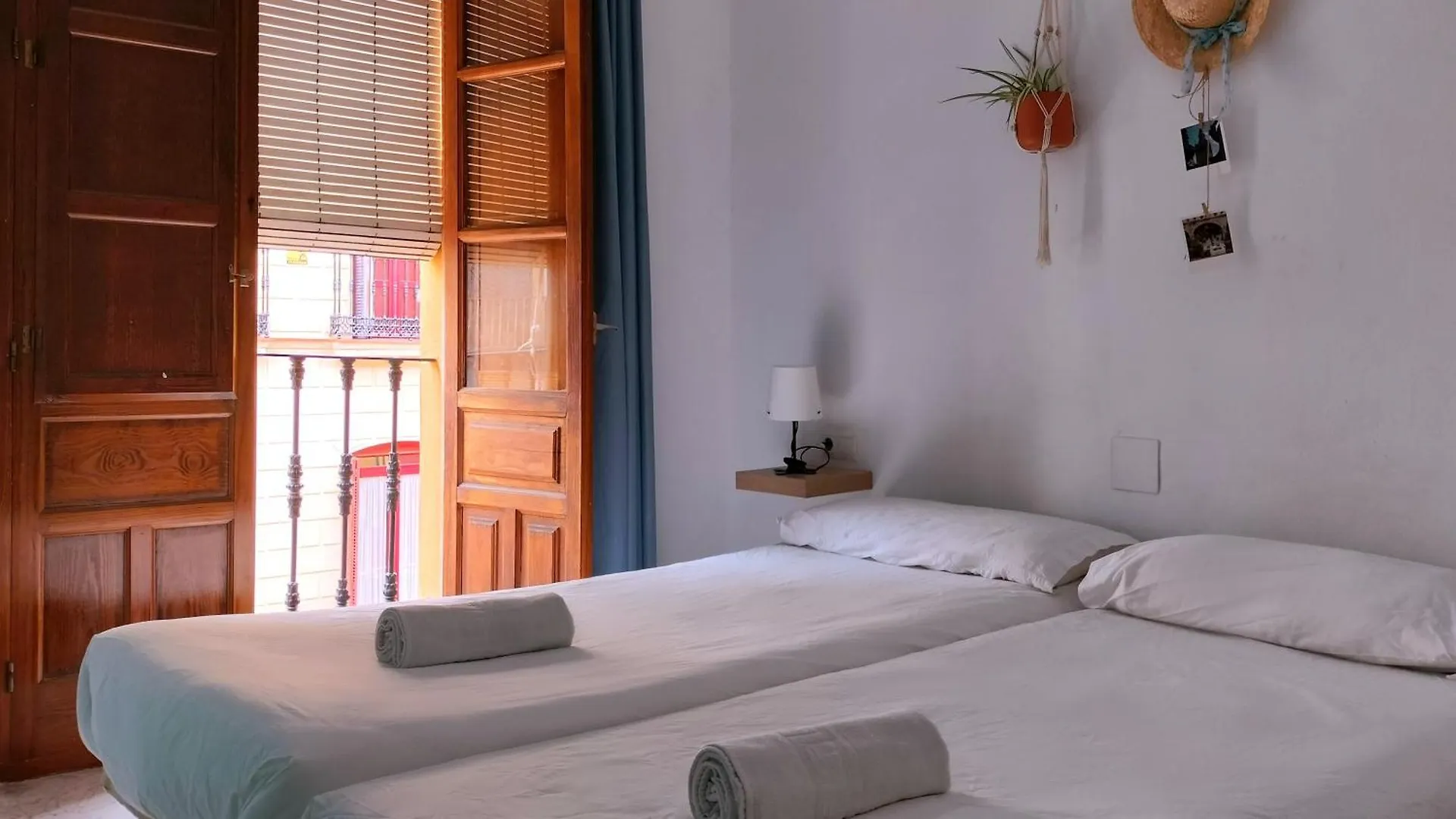 Apartment Apartamento En Sevilla Centro Con Vistas A La Plaza Alameda De Hercules - Hasta 6 Personas